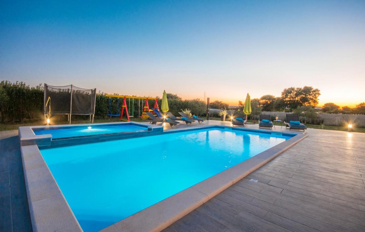 Villa Maris Zadarvillas Tinj エクステリア 写真