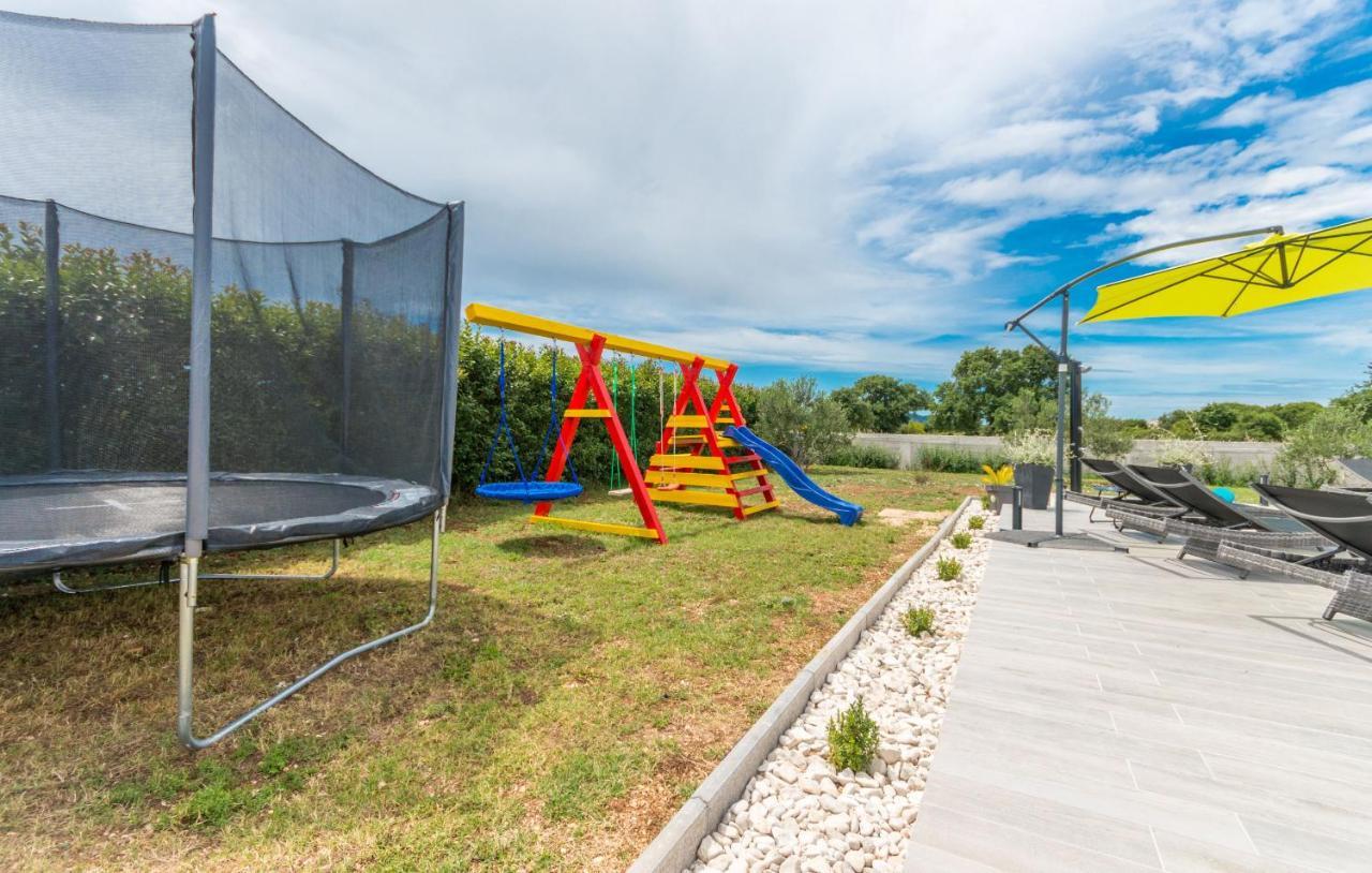 Villa Maris Zadarvillas Tinj エクステリア 写真
