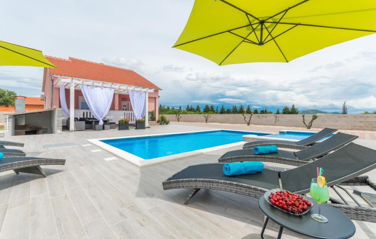 Villa Maris Zadarvillas Tinj エクステリア 写真